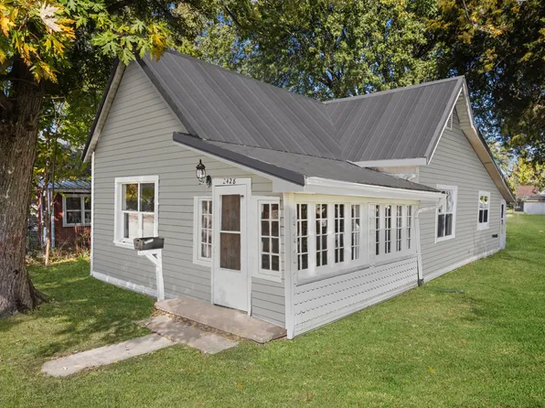 2428 S C St, Elwood, IN 46036