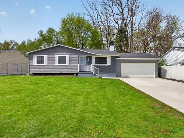 532 Robinson Rd, Jackson, MI 49203