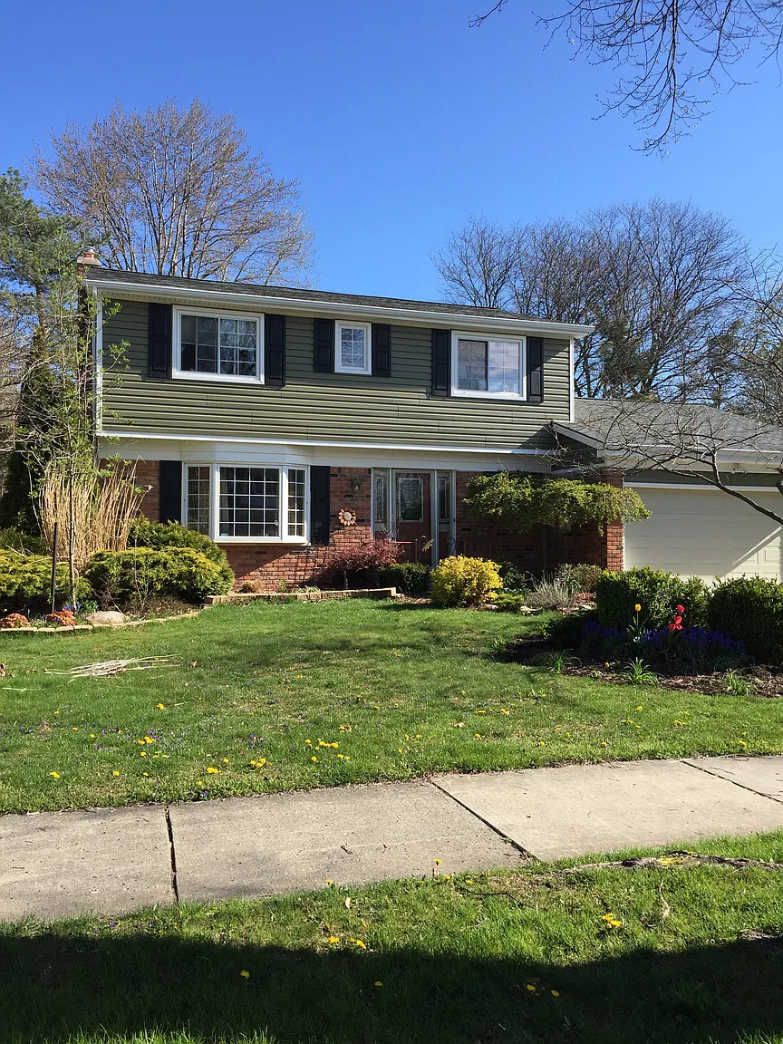 2385 Topaz Dr photo 1