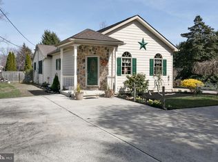 605 Hidden Ln, Williamstown, NJ 08094