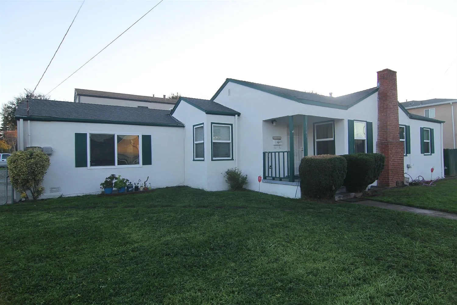 1781 Merritt Ave photo 1