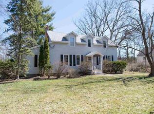 4037 River Rd, Niskayuna, NY 12309