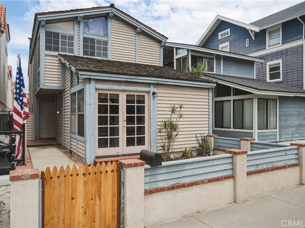 417 8th St, Huntington Beach, CA 92648