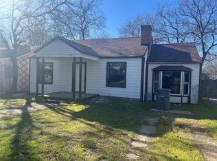 1715 Alaska Ave, Dallas, TX 75216