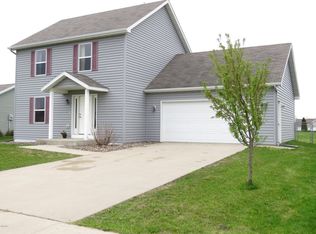528 Elliot Dr SE, Grand Meadow, MN 55936