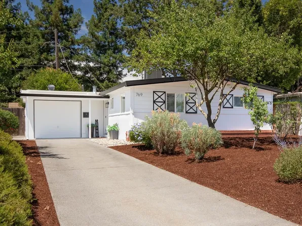 769 M Street, Davis, CA 95616
