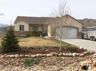 25 N New Saddle Dr, Stockton, UT 84071