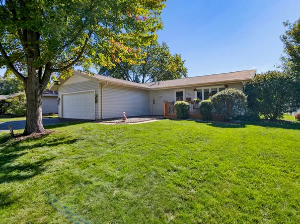 25 Emery Dr, Bourbonnais, IL 60914