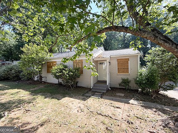 3rd image of 1770 Cahoon St SW