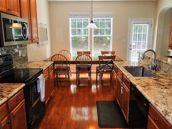 5th image of 7604 Morrell Ln