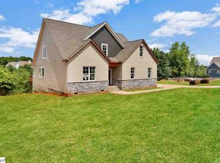 15 Enoree Farm Way, Taylors, SC 29687
