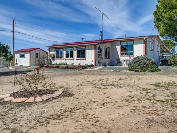 20921 E SKYVIEW Lane, Mayer, AZ 86333