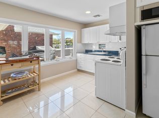 8 Mill Pond Rd, Hampton Bays, NY 11946
