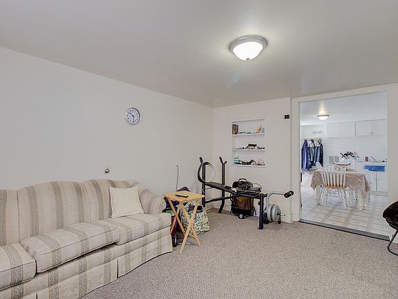 5th image of 2241 S 15th Pl #2241A