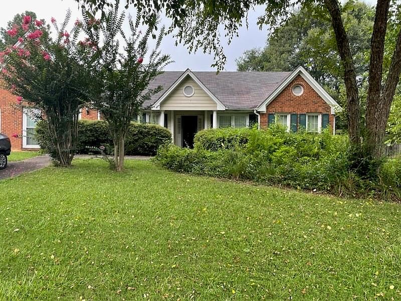 1st image of 2372 Condor Dr