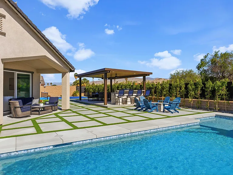 Expansive yard!