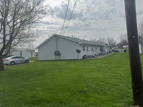 611 E 7th St, Gibson City, IL 60936