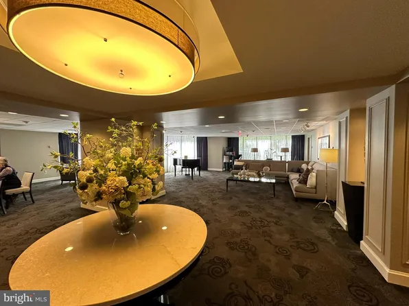 4601 N Park Ave APT 1801-A, Chevy Chase, MD 20815