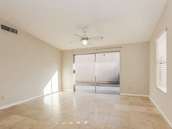 4th image of 2007 N Villas Ln