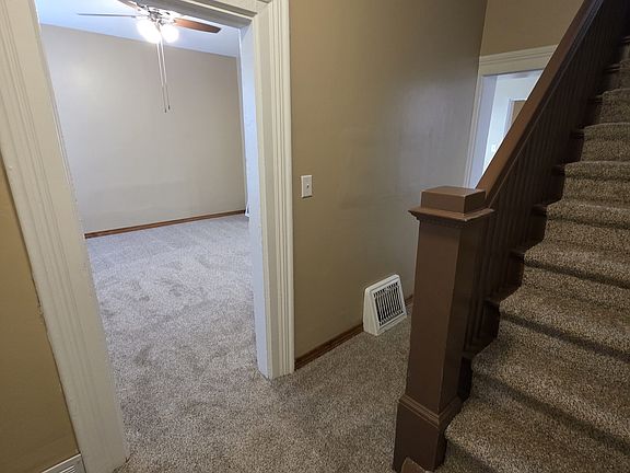 2nd image of 1449 Bluff St