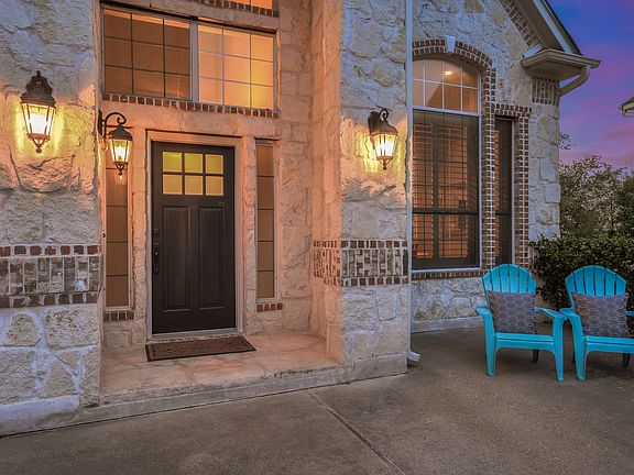 3rd image of 12118 Carlsbad Dr