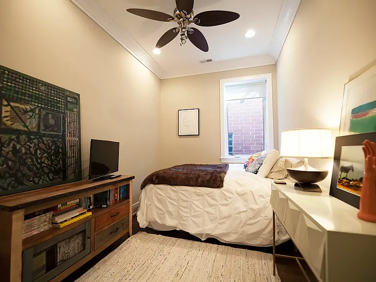 1722 W Belmont Ave #3 — Photo 11