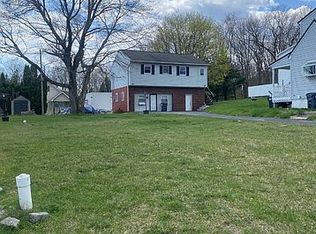 92 Berwick St, Beaver Meadows, PA 18216