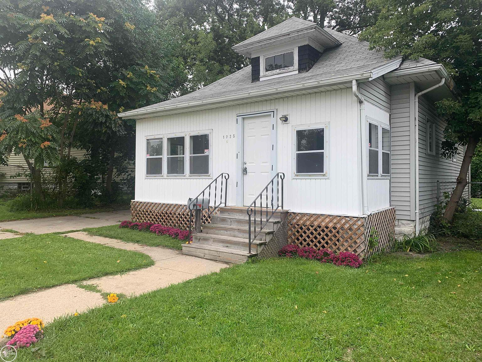 1225 Ward St, Port Huron, MI 48060 MLS 50110936 Zillow