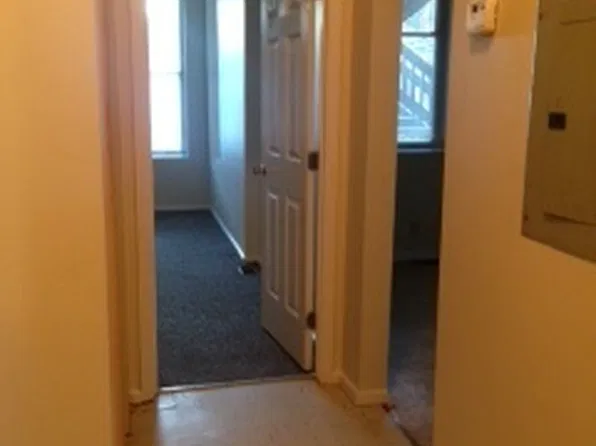 1215 S. 4th St, 1215 S 4th St APT 2, Louisville, KY 40203