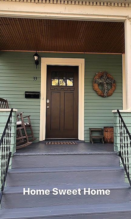 1st image of 33 Livingston St
