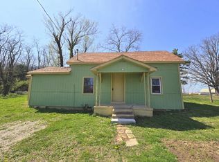 2675 Main Ln, Mountain Grove, MO 65711