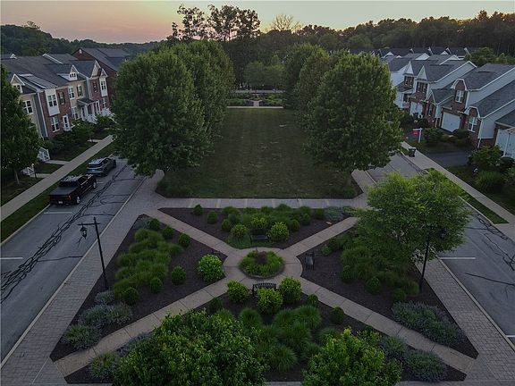 4th image of 114 Dorsch Dr