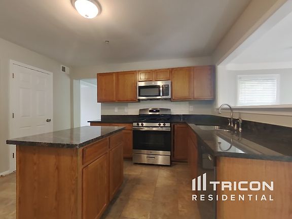 4th image of 12803 Dunkirk Dr