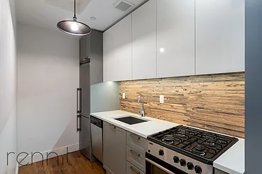 Rented by Rennit Inc.