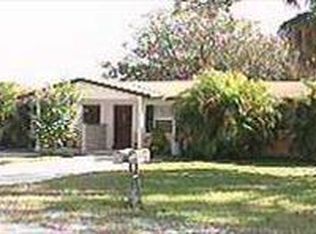 2746 Mohawk Ave, Fort Pierce, FL 34946