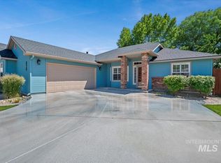 829 W Hackamore Ave, Nampa, ID 83686