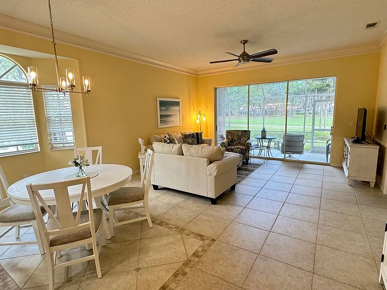 5600 Long Common Ct #2 — Photo 8