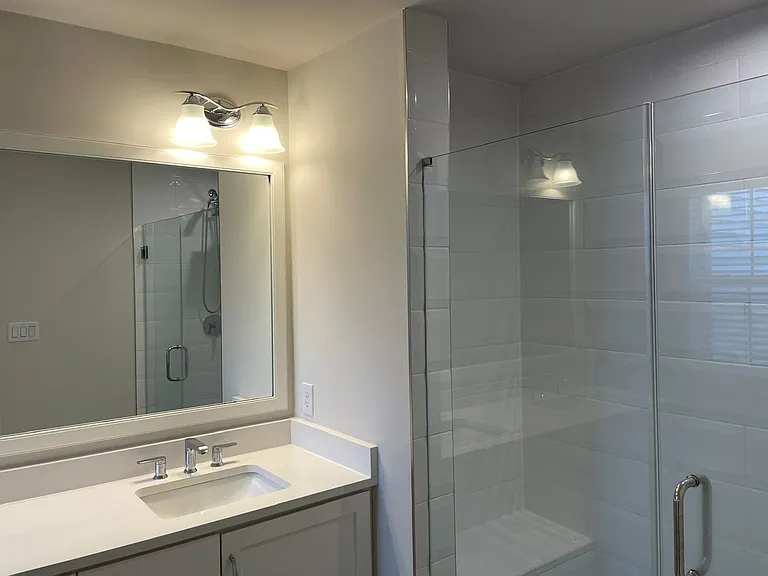 294 Kennedy Dr — Photo 31