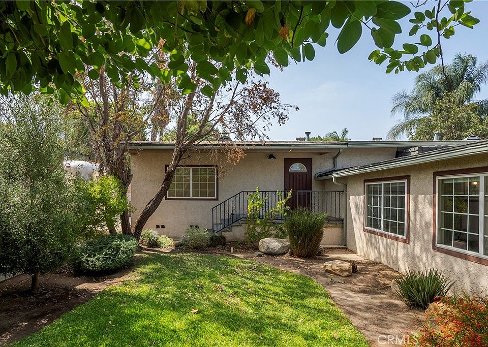 1st image of 4209 N Lyman Ave