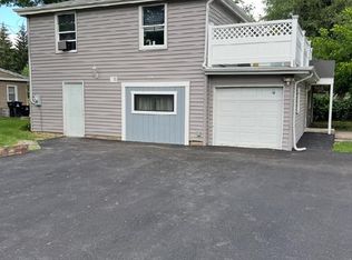 2604 Fair Oak Ln, McHenry, IL
