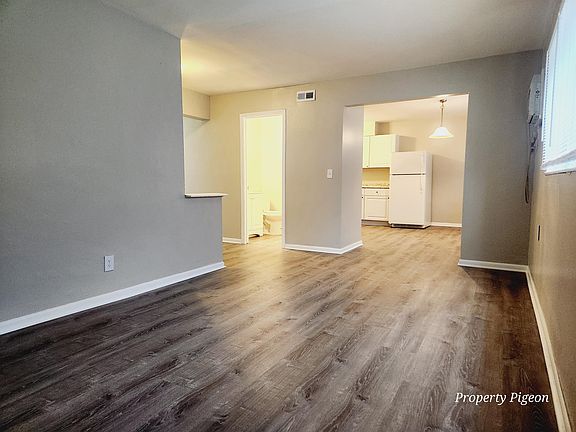 5th image of 3025 Westwood Northern Blvd #12