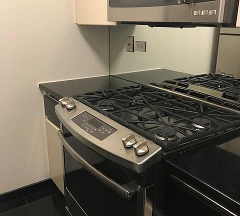 4th image of 525 E 72nd St APT 43B