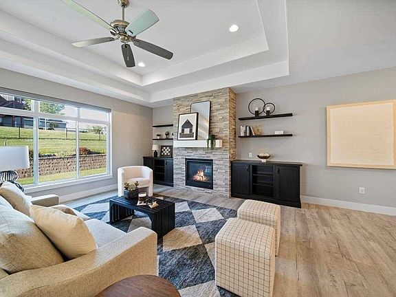 4th image of 506 Edelweiss Ln