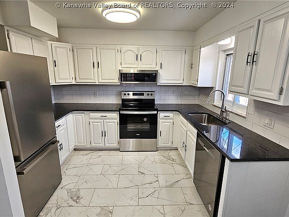 4th image of 716 Ellette Dr