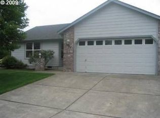 2384 Sony Loop, Eugene, OR 97404