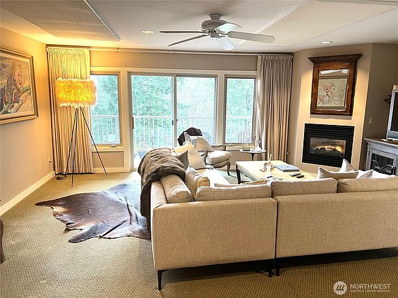 2nd image of 1917 Rosario Road #2115