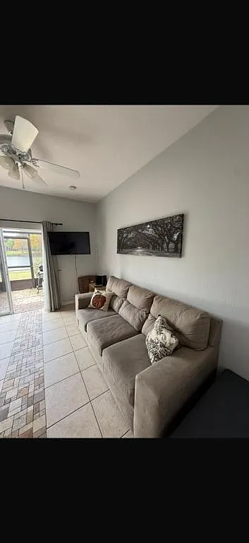 2411 Caravelle Cir — Photo 4