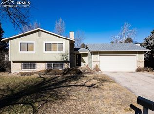 5120 Smokehouse Ln, Colorado Springs, CO 80917