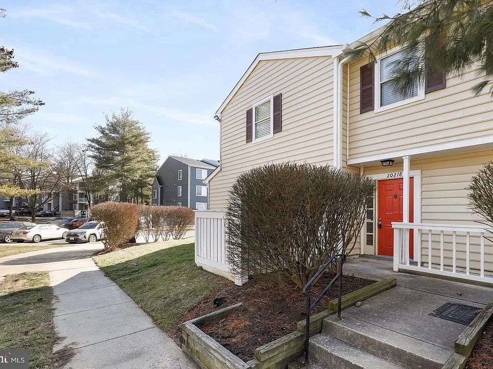 20218 Halethorpe Ln #215