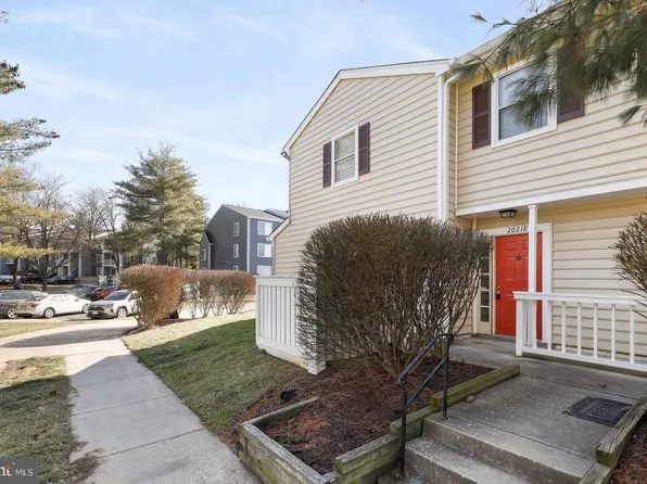 20218 Halethorpe Ln #215, Germantown, MD 20876